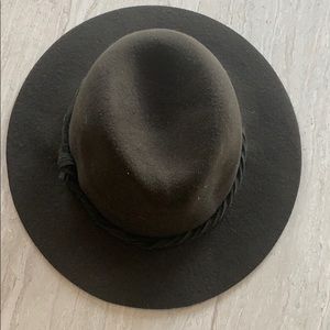 Olive wool hat